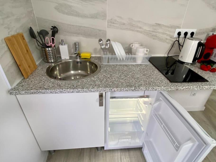 Apartment Cloud Is 28 Km From Valencia With Wi-Fi Puerto de Sagunto Luaran gambar